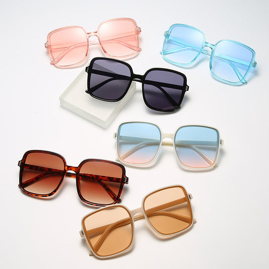 Vintage Gradient Color Sunglasses – UV400 Protection Retro Eyewear for Men & Women